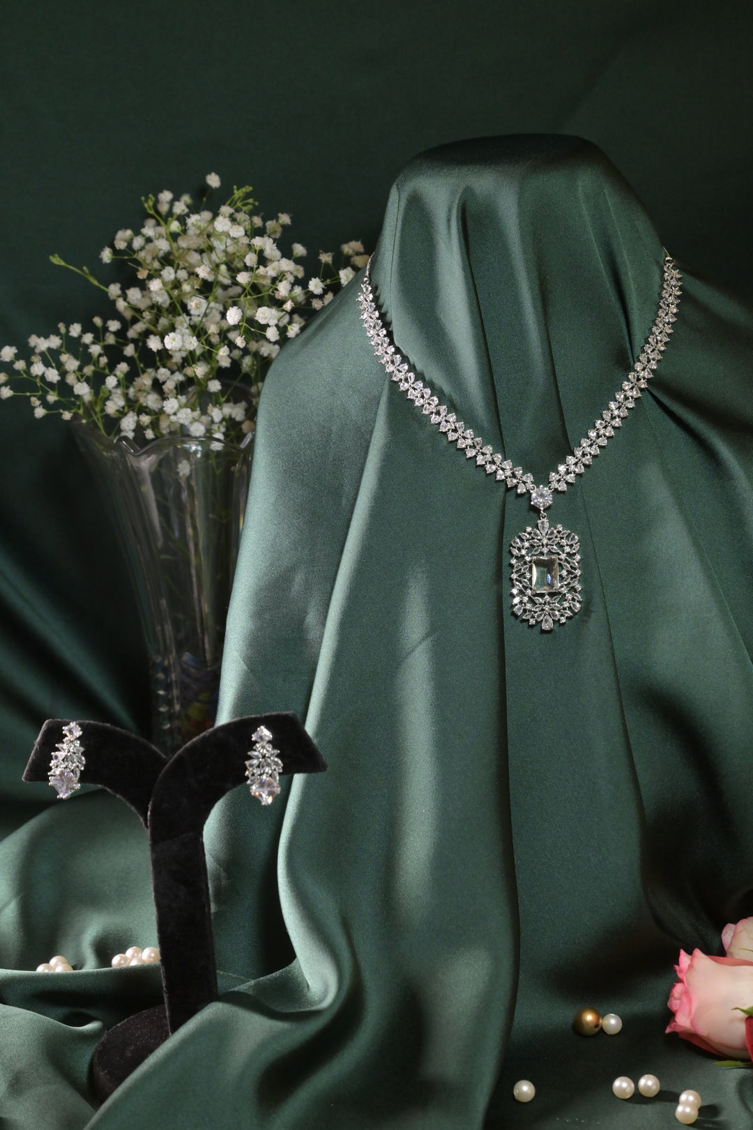 Ishira Charm Affordable Pendant Diamond Necklace