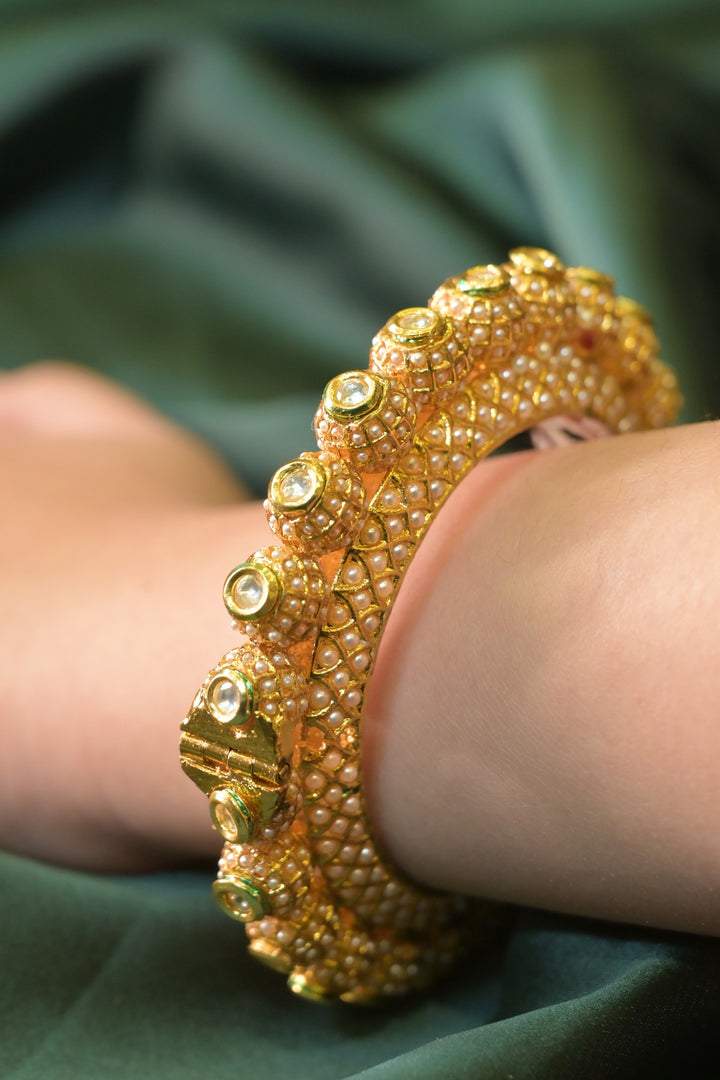 Krishna Nagara Polki Pancheli Bangle