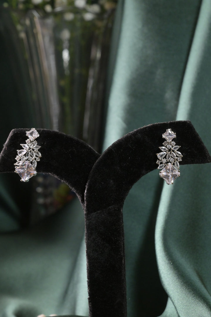 Ishira Charm Affordable Pendant Diamond Necklace