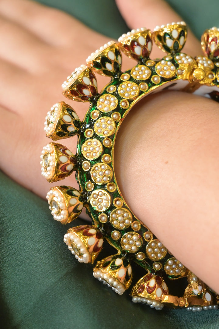 Krishna Nagara Polki Pancheli Bangle