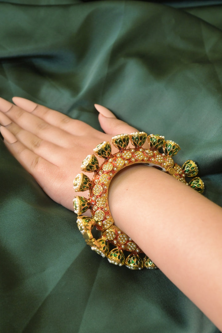 Krishna Nagara Polki Pancheli Bangle