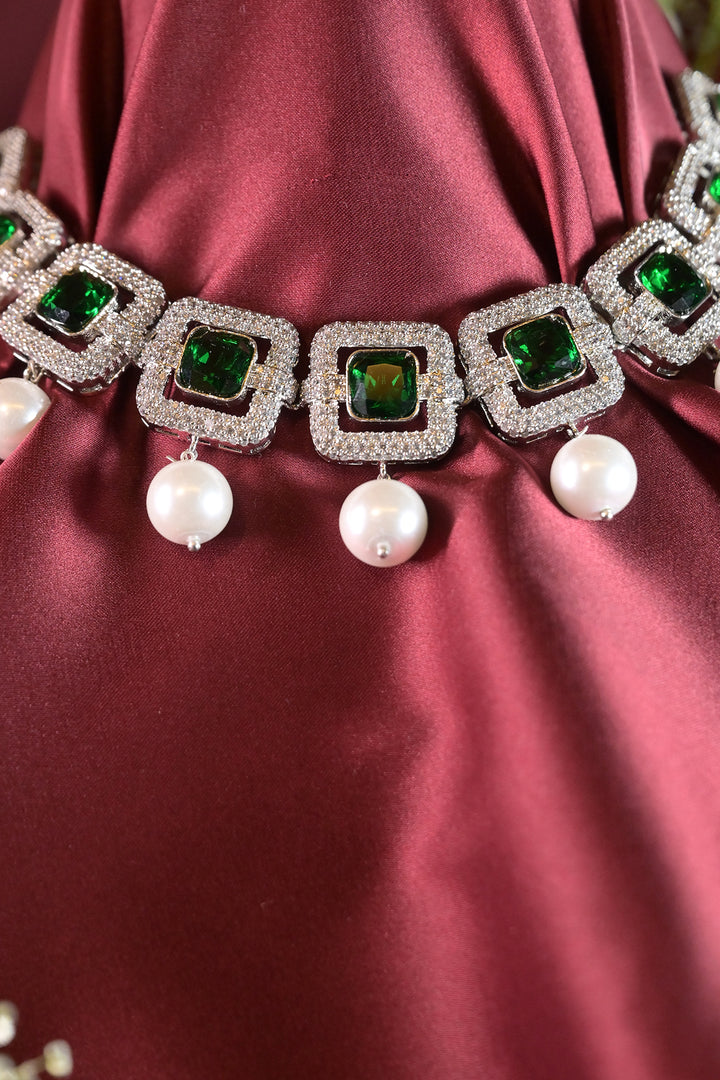 Vaidehi Emerald Diamond Pearl Choker Necklace