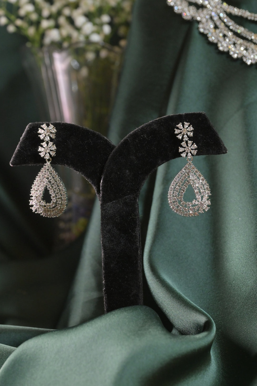 Nityanjali Premium Layered Diamond Cocktail Necklace