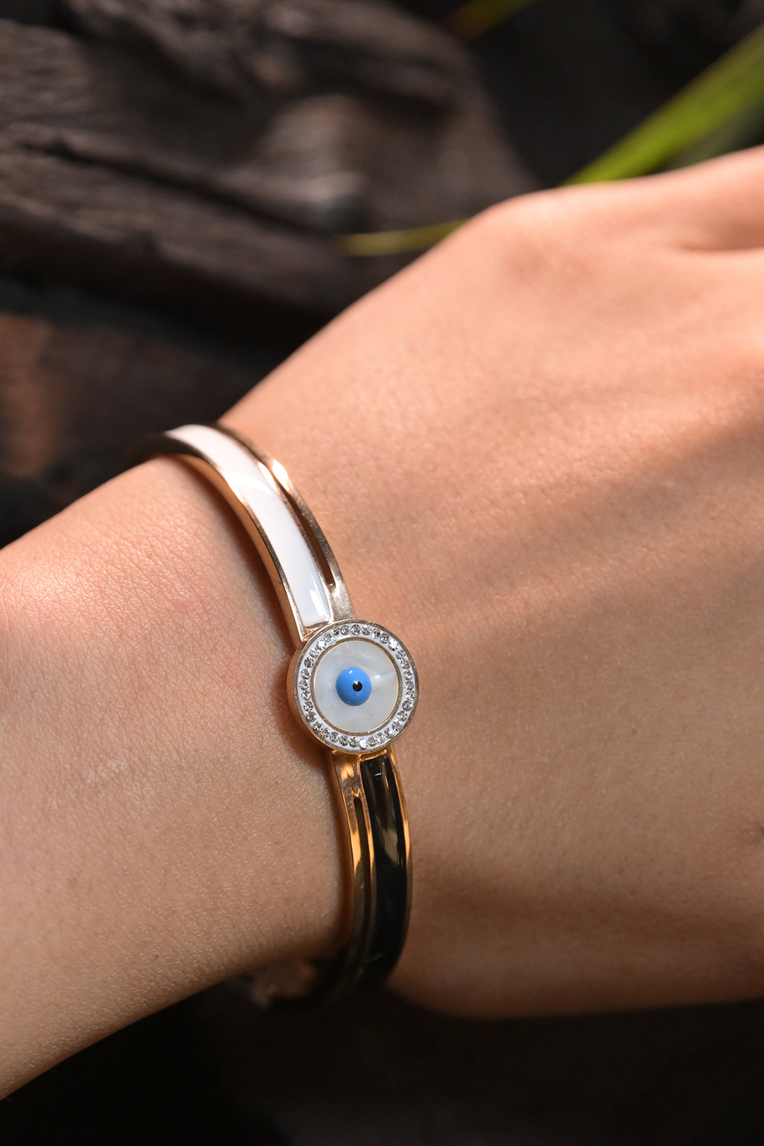 Vindhya Valley Bow Bracelet