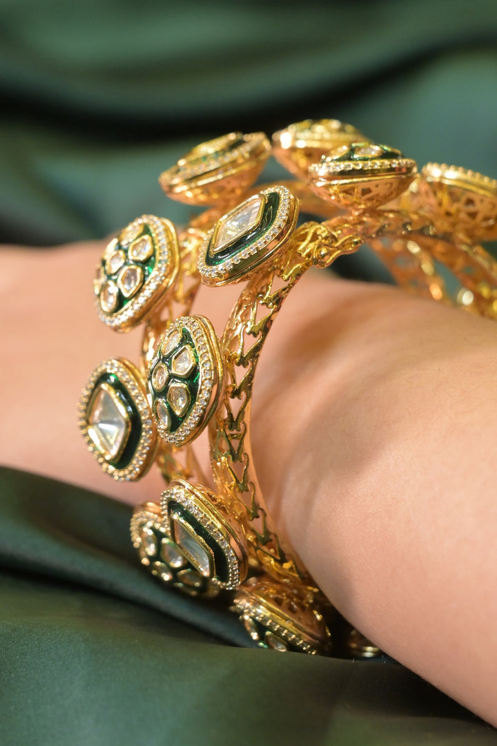 Alpa Emerald Green Polki Bridal  Bangle