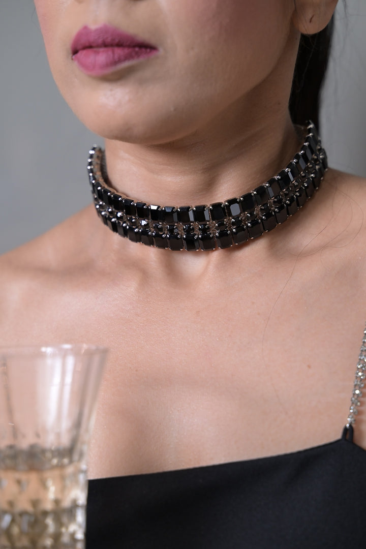 Gemstones Cluster Club Choker Necklace