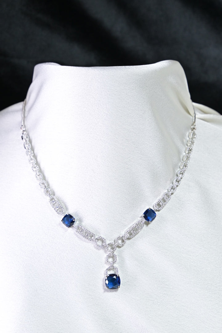 Mayur Lightweight Blue Saphhire Diamond Cocktail Necklace