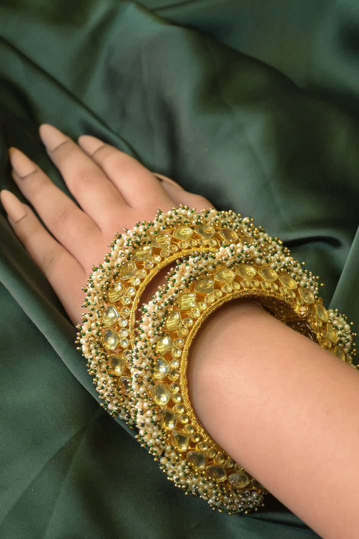 Mandodari Gold Motipiroi Pancheli Bangle