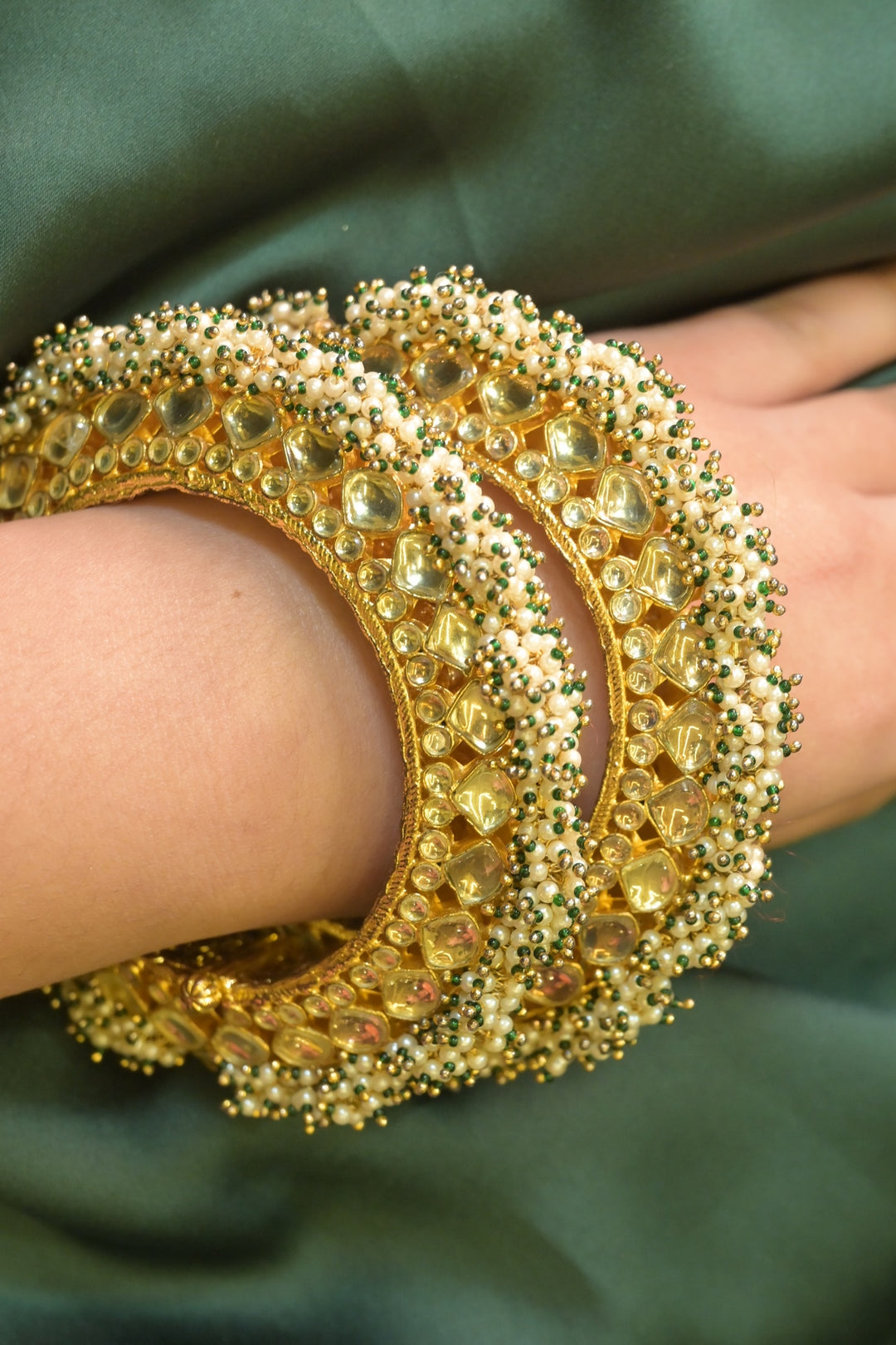 Mandodari Gold Motipiroi Pancheli Bangle