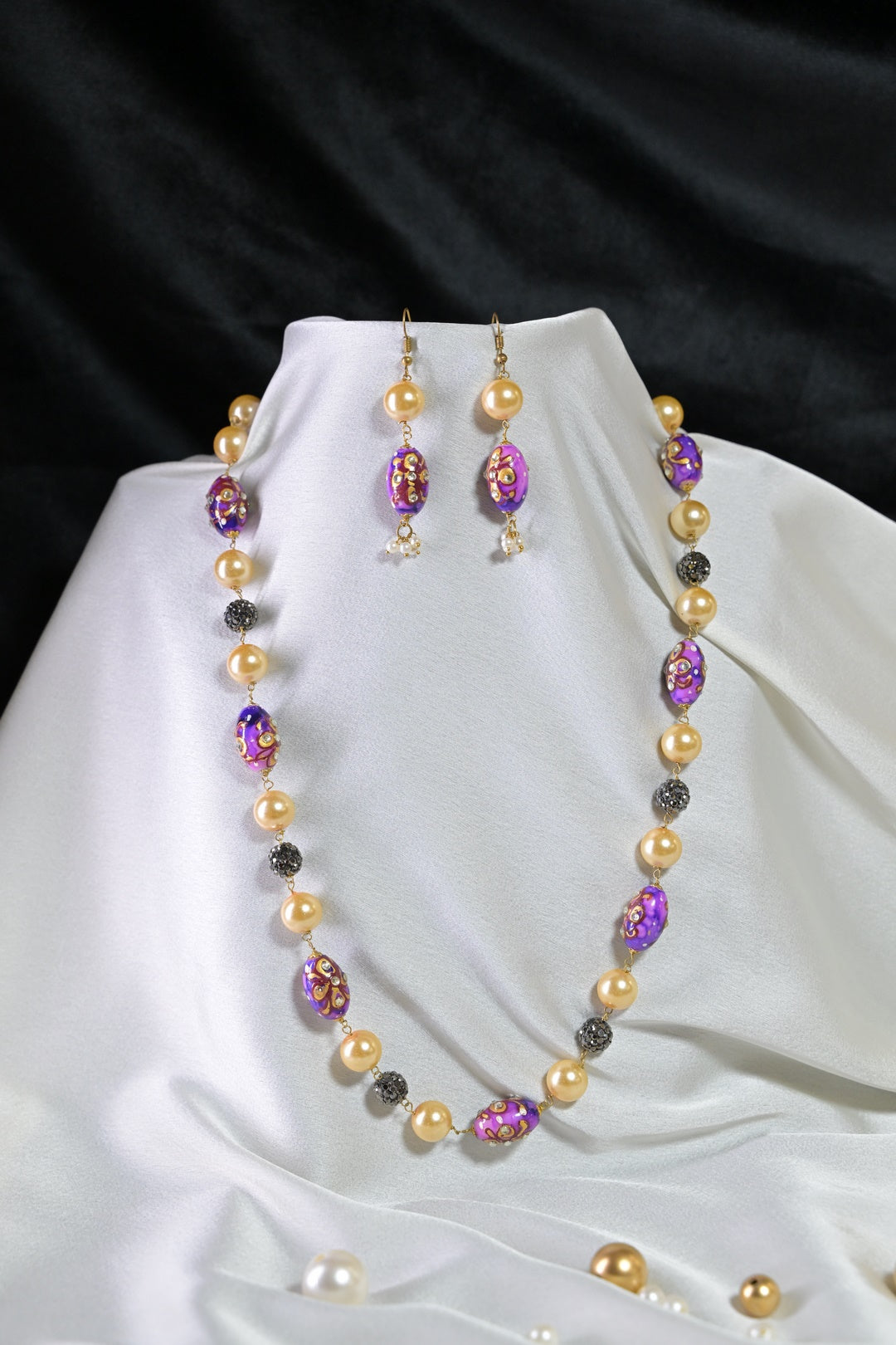 Rajasthani Purple Elegance Beaded Necklace