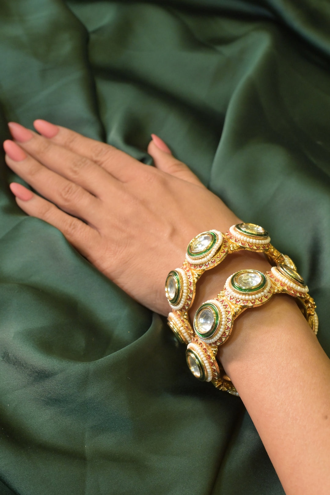 Subdhra Mehndi Golden Bangle