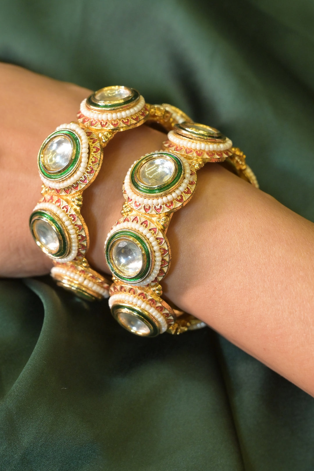 Subdhra Mehndi Golden Bangle