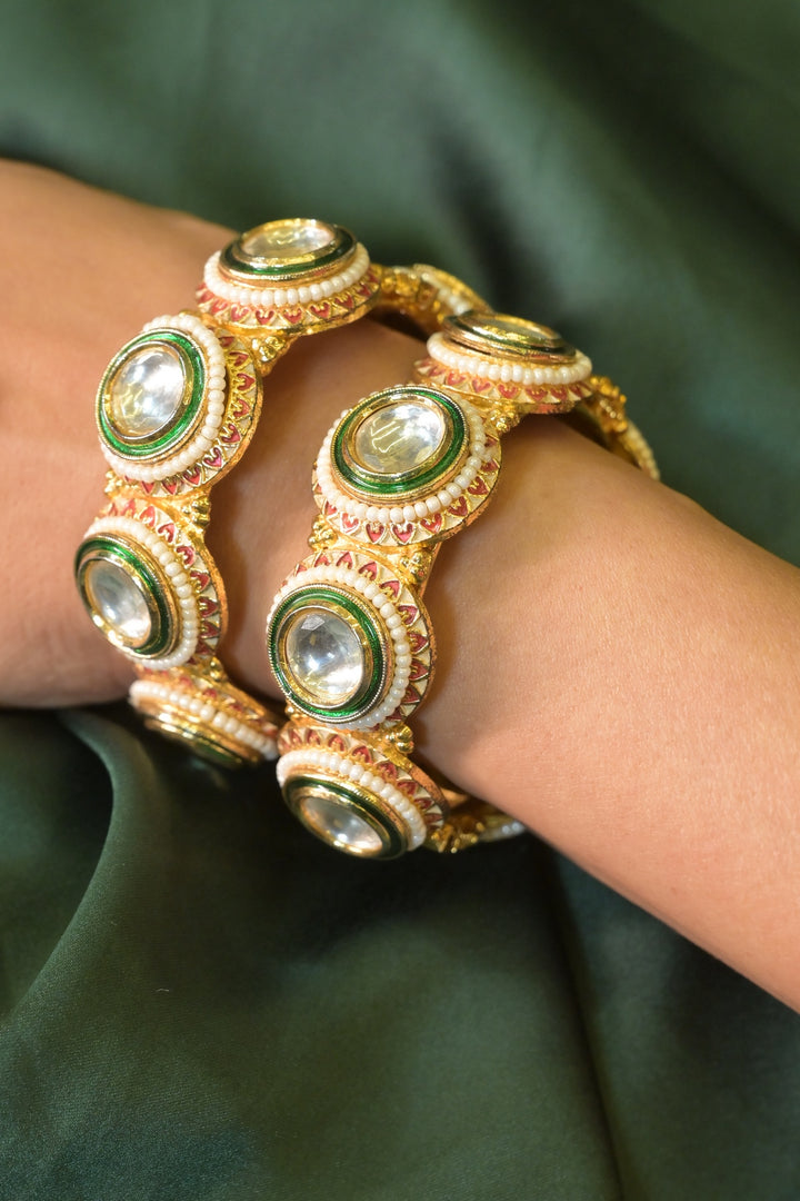 Subdhra Mehndi Golden Bangle