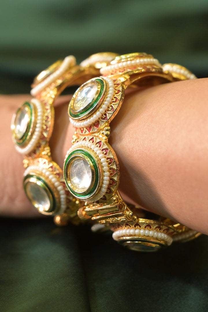 Subdhra Mehndi Golden Bangle