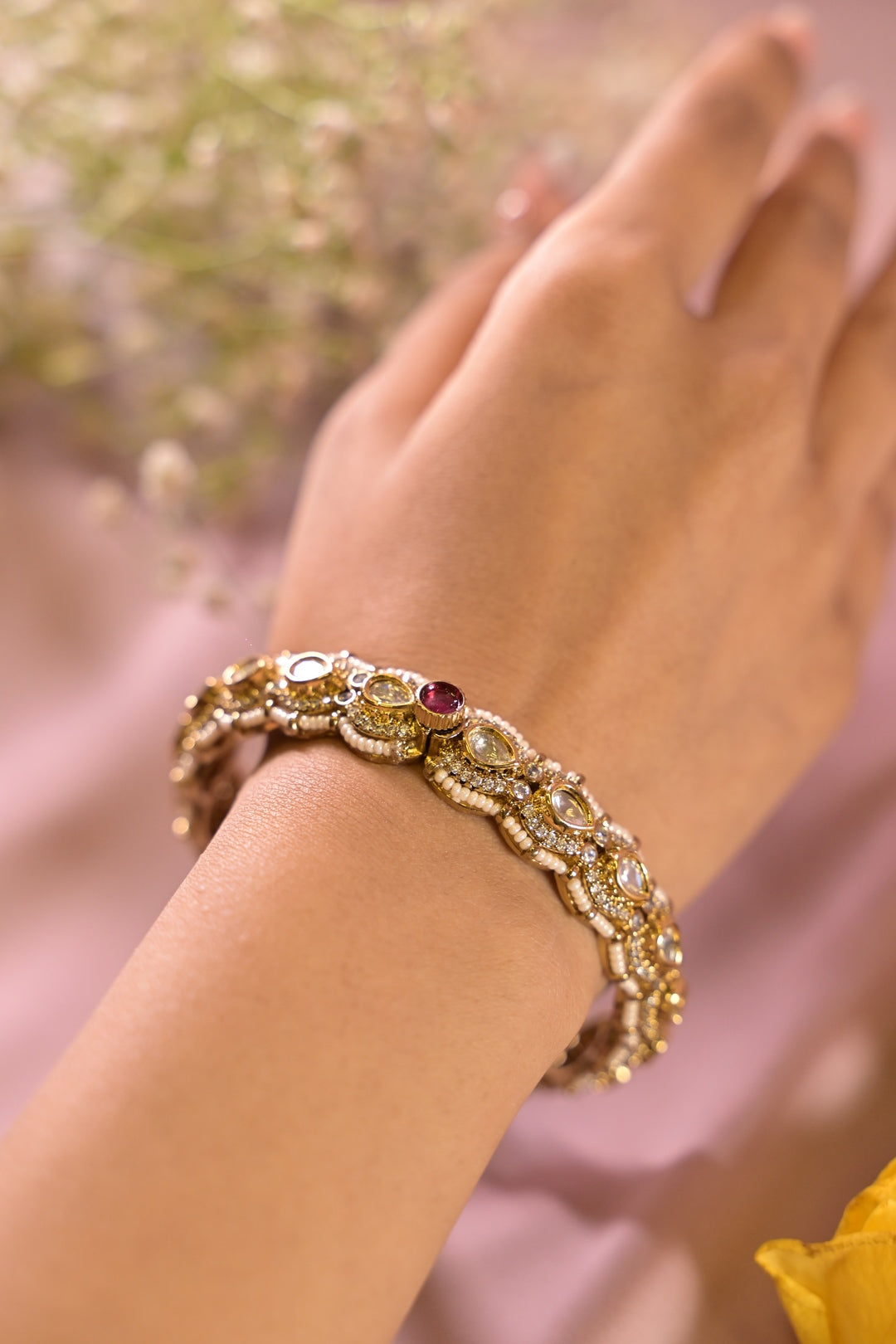 Janki Pushp Jadau Pearl Adjustable Bangle