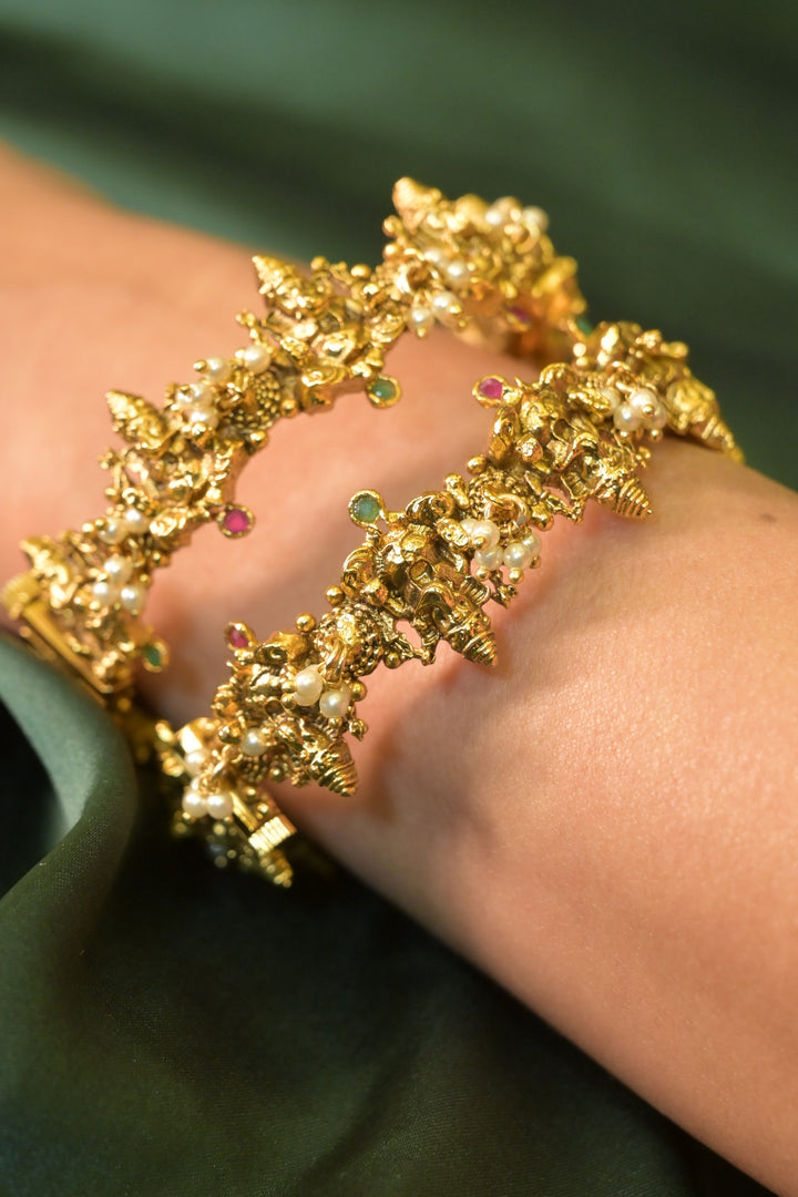 Siddhivinayak Pearl Drop Golden Temple Bangle