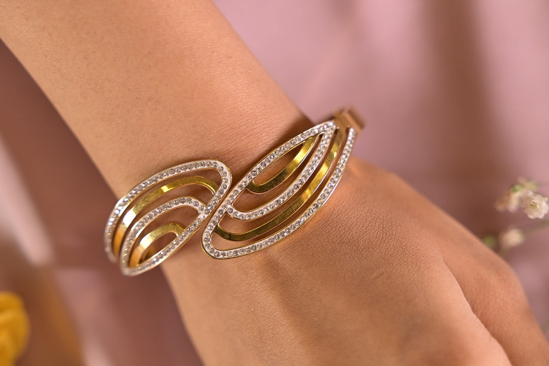 Venetian Gold American Diamond Twisted Bracelet