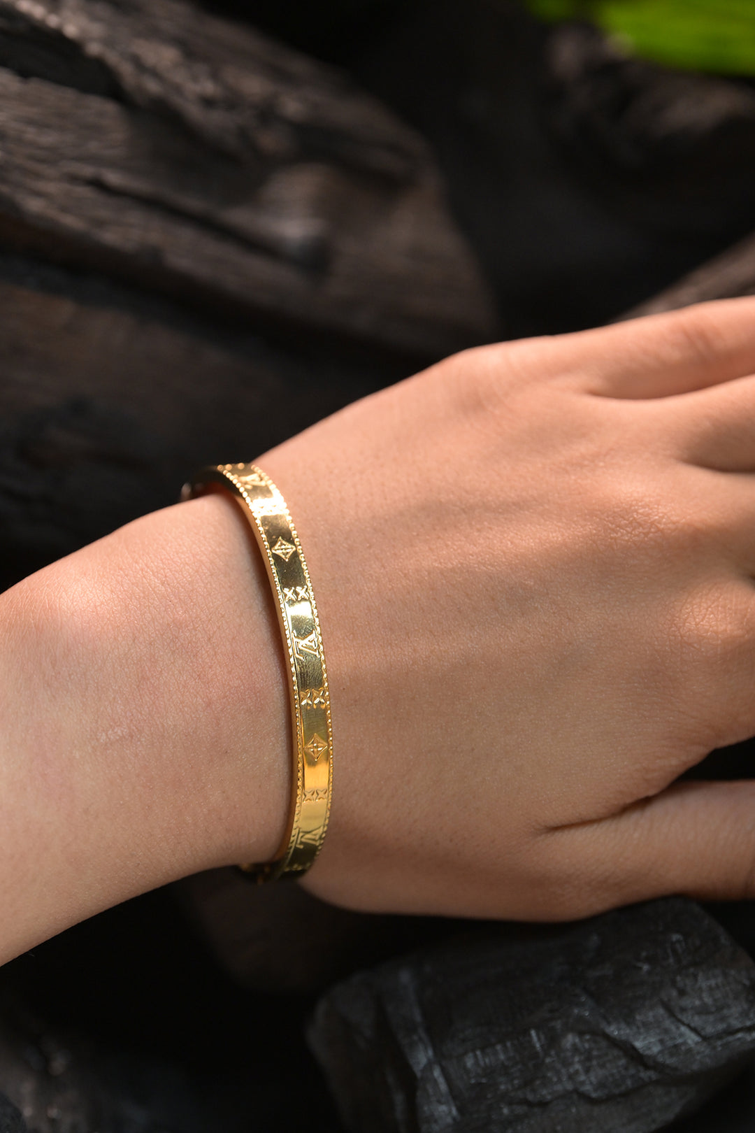 Vrajeshwari Satin Gold Bracelet