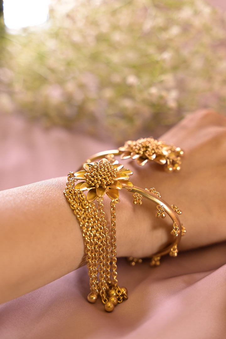 Golden Sunflower Adjustable Bracelet