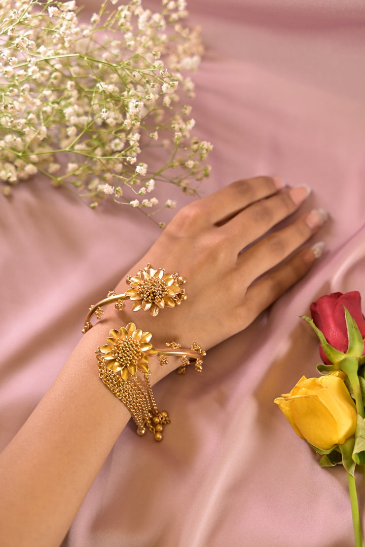 Golden Sunflower Adjustable Bracelet