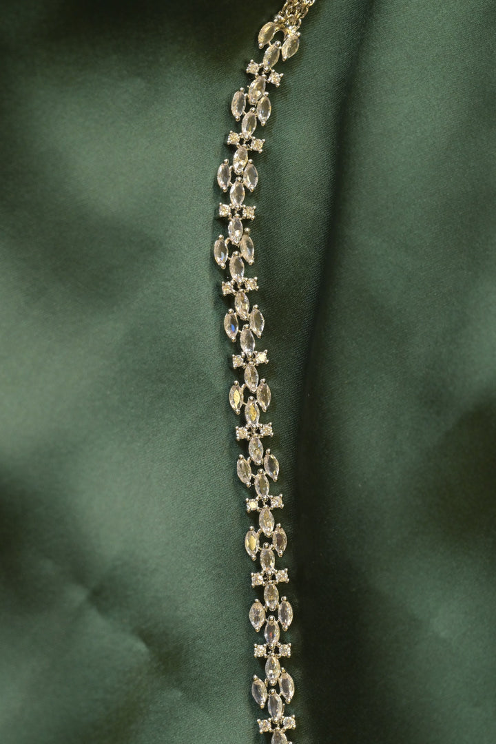 Kaikayi Diamond Link Chain Sleek Kamarbandh