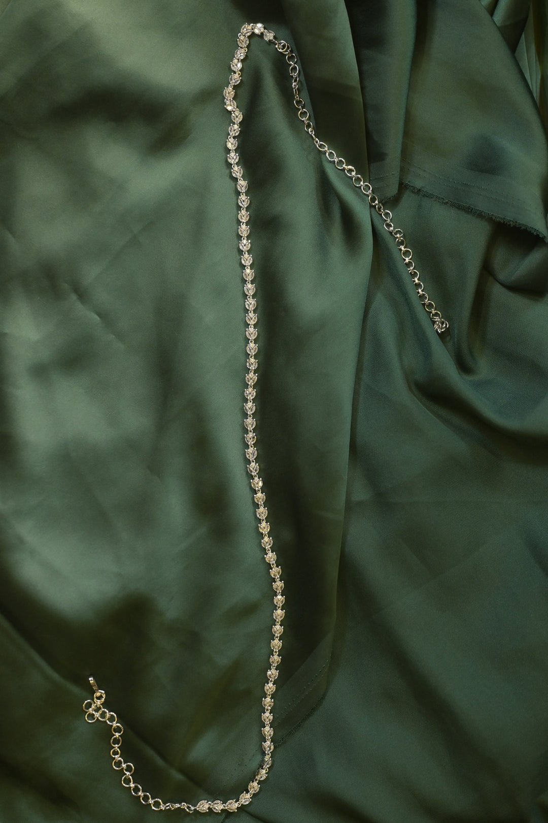 Kaushalya Diamond Flower Cluster Sleek Kamarbandh