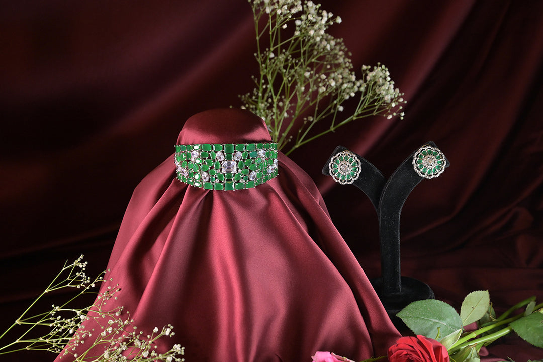 Flora Emerald Green Diamond Chokar Necklace