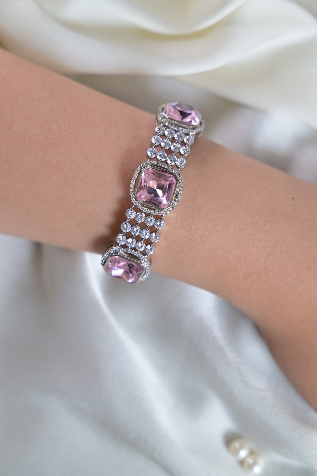 Aftab Cocktail Openable Diamond Bracelet