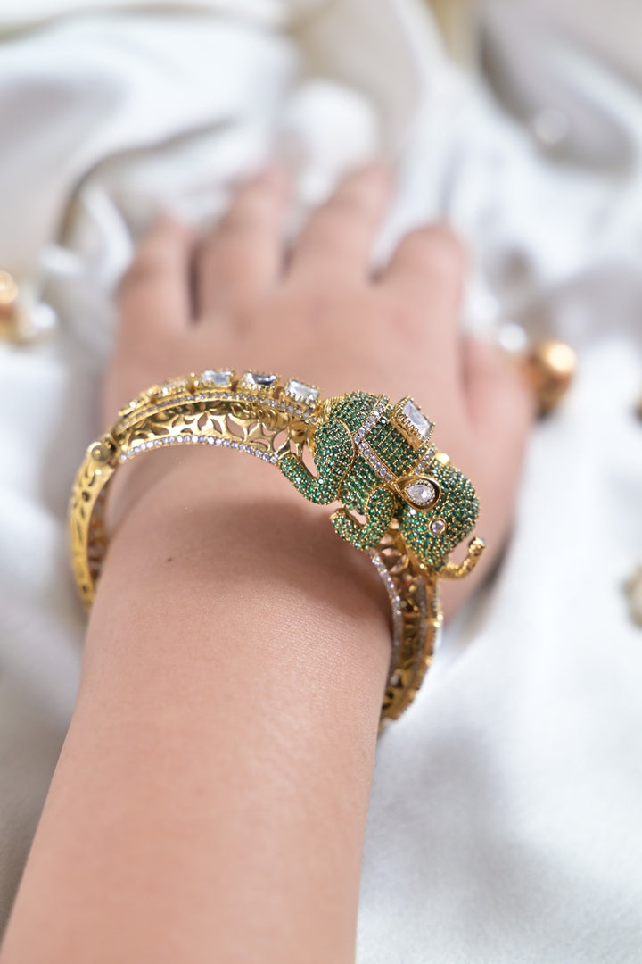 Gajah Rajasthani Pancheli Mehndi Bracelet