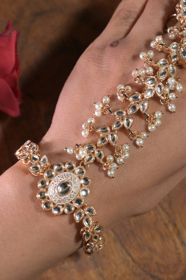 Gulab Oval Pearl Drop Kundan Hathfools