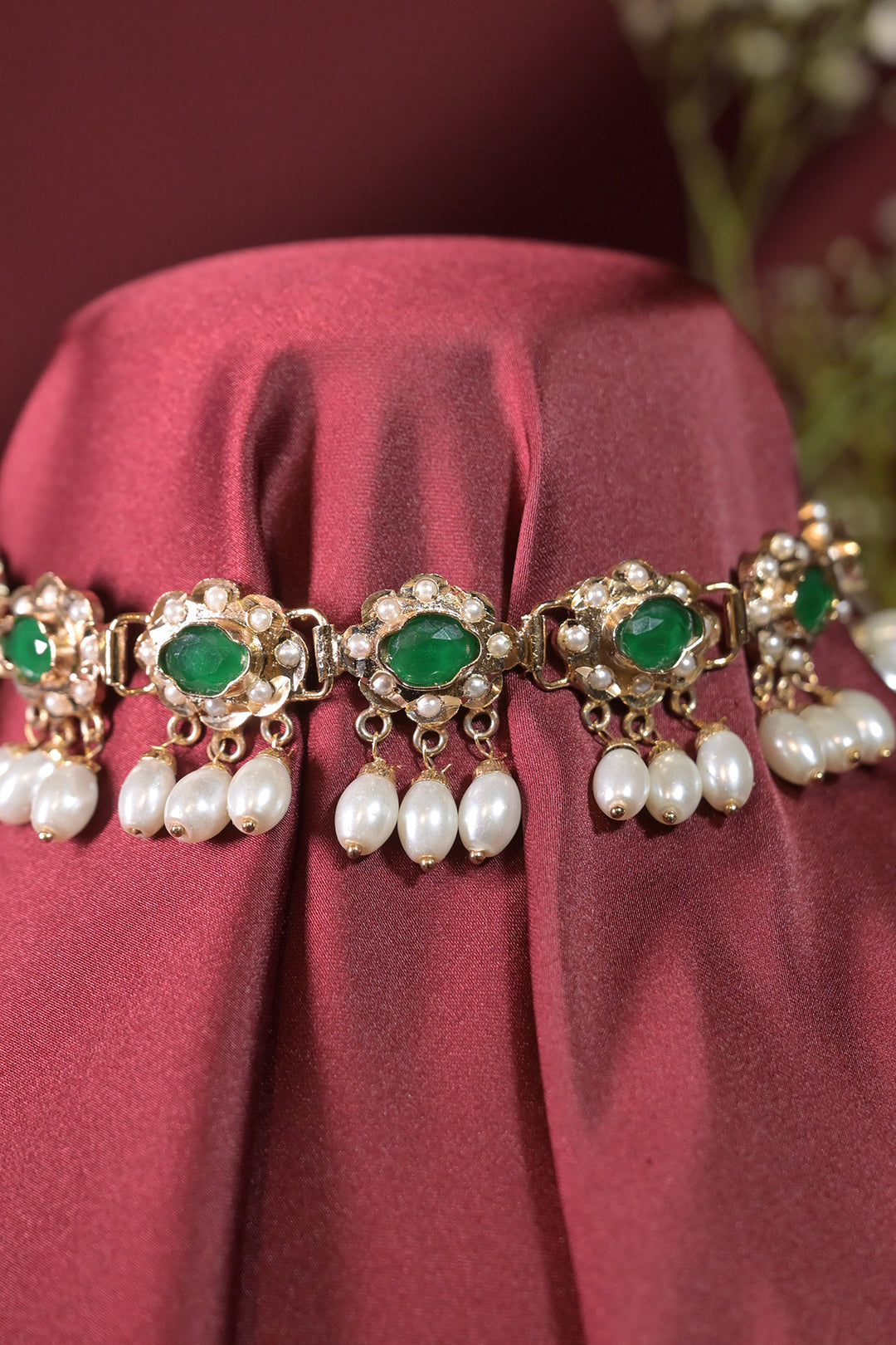 Vinita Jadau Awadhi Chokar Pearl Drop Necklace