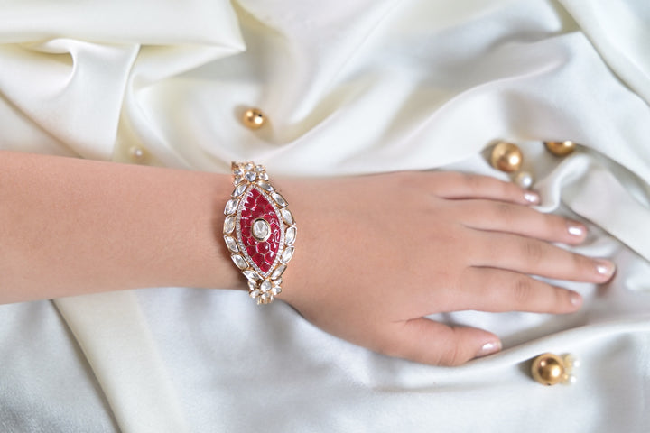 Simha Ethnic Bow Oxidized Polki Bracelet