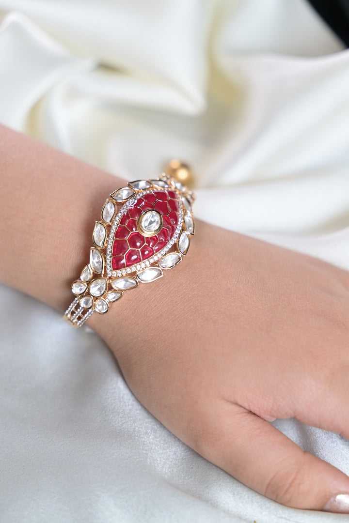 Simha Ethnic Bow Oxidized Polki Bracelet