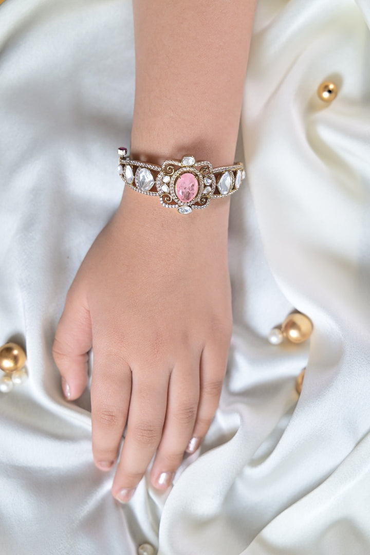 Durga Ethnic Gemstone Oxidized Polki Bracelet