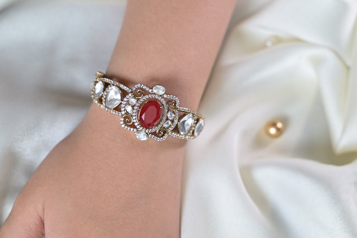 Durga Ethnic Gemstone Oxidized Polki Bracelet