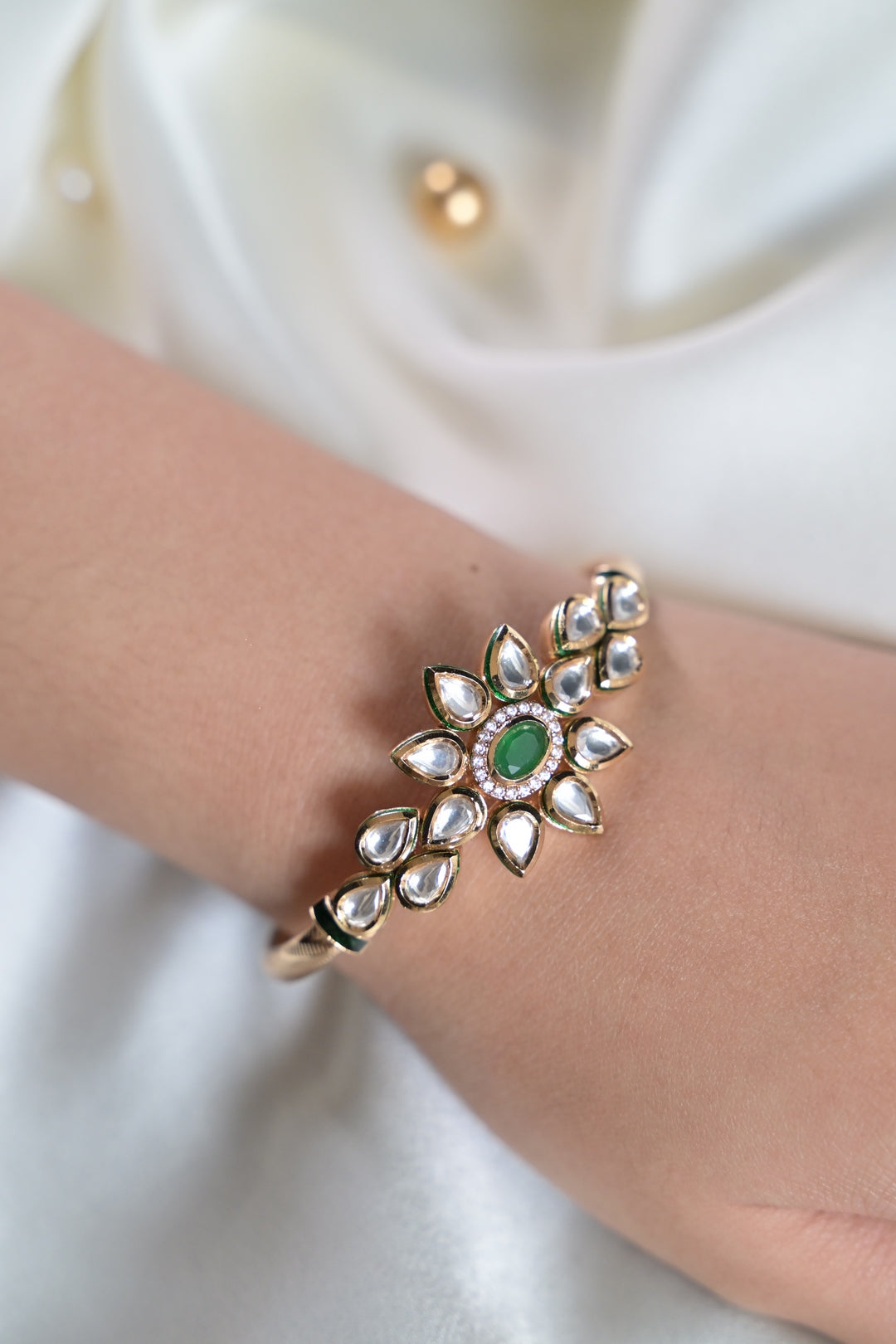 Sati Oxidized Mehndi Flower Polki Bracelet