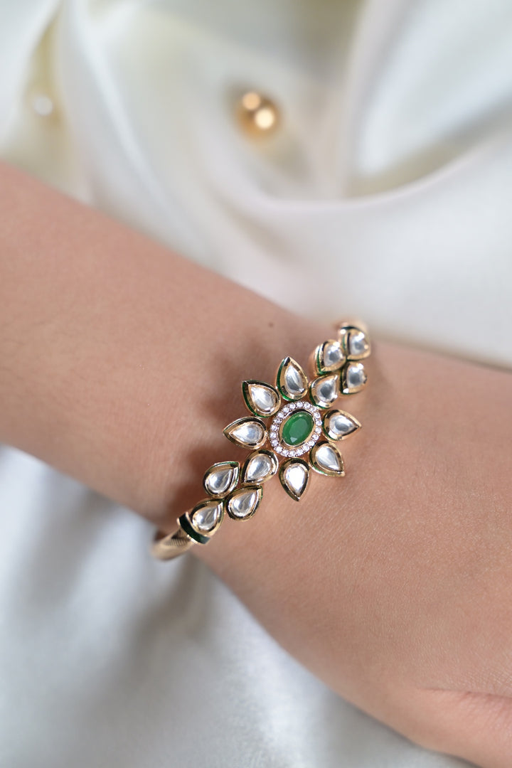 Sati Oxidized Mehndi Flower Polki Bracelet