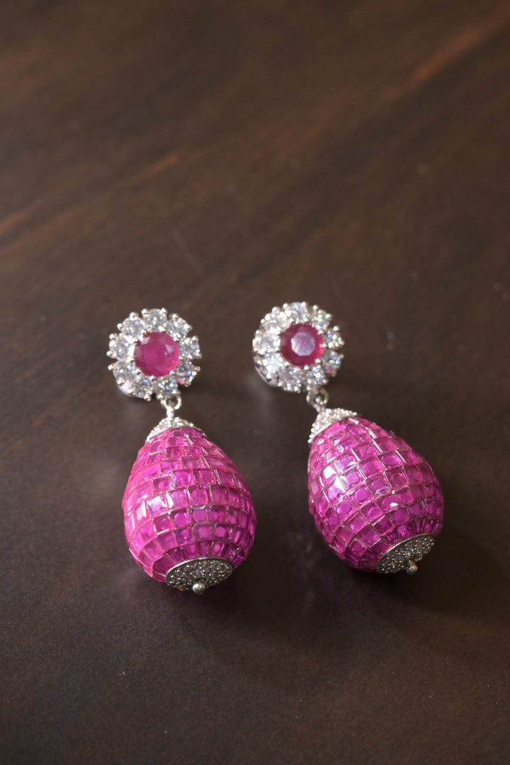 Sonchiriya Petite Dangler Drop Earrings