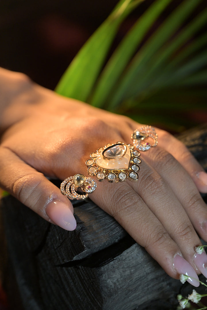 Maharani Vidushi Mehndi Three Finger Polki Ring