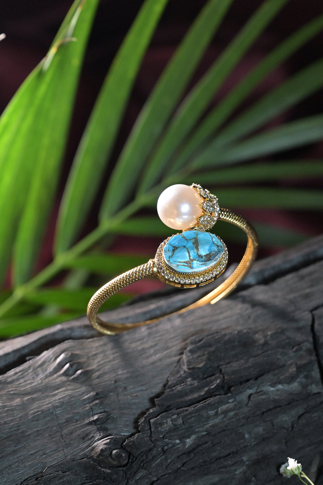 Murlidhar Stone Gold Bracelet