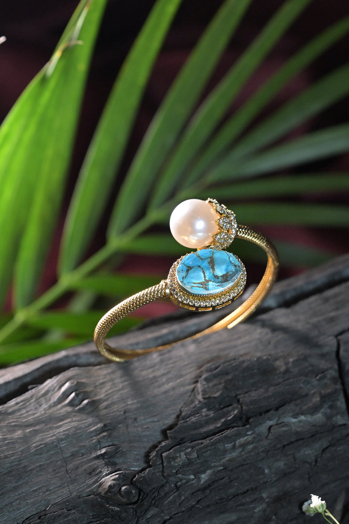 Murlidhar Stone Gold Bracelet