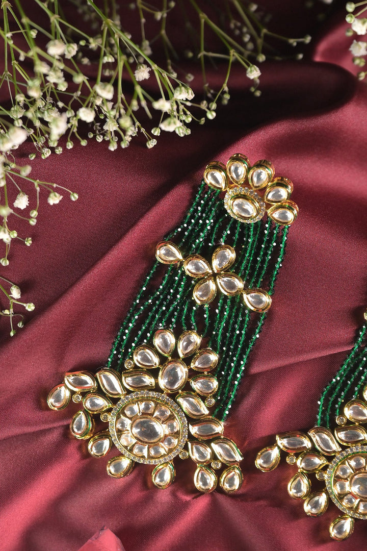 Vedi Wide Kundan Traditional Dangler Earrings