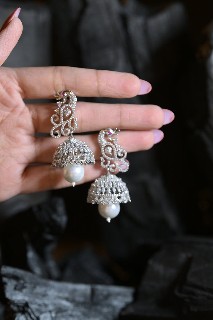 Raasrang Pearl Jhumka Earrings