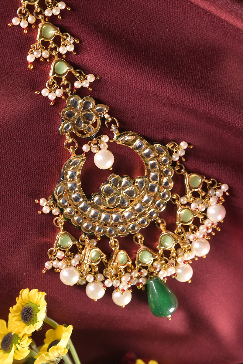 Chaandani Kundan Bridal Pearl Emerald Maangtika