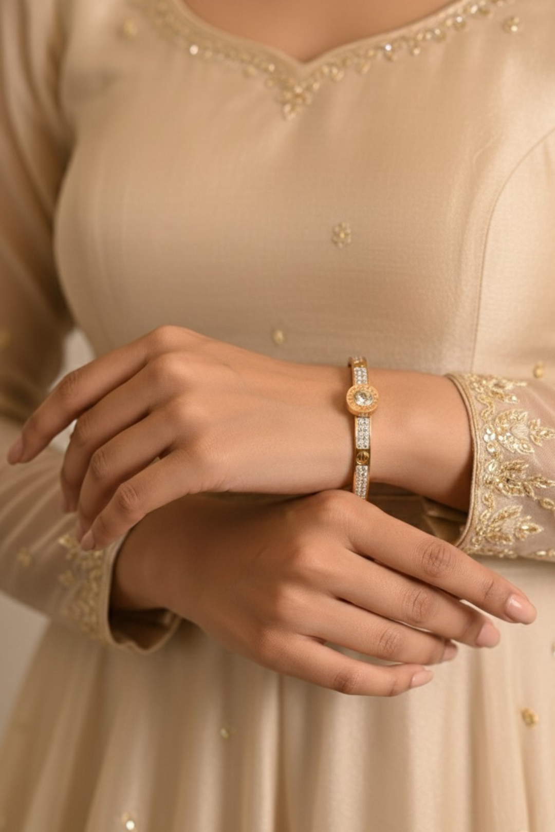 Madrid Sun Golden Fashion Bracelet