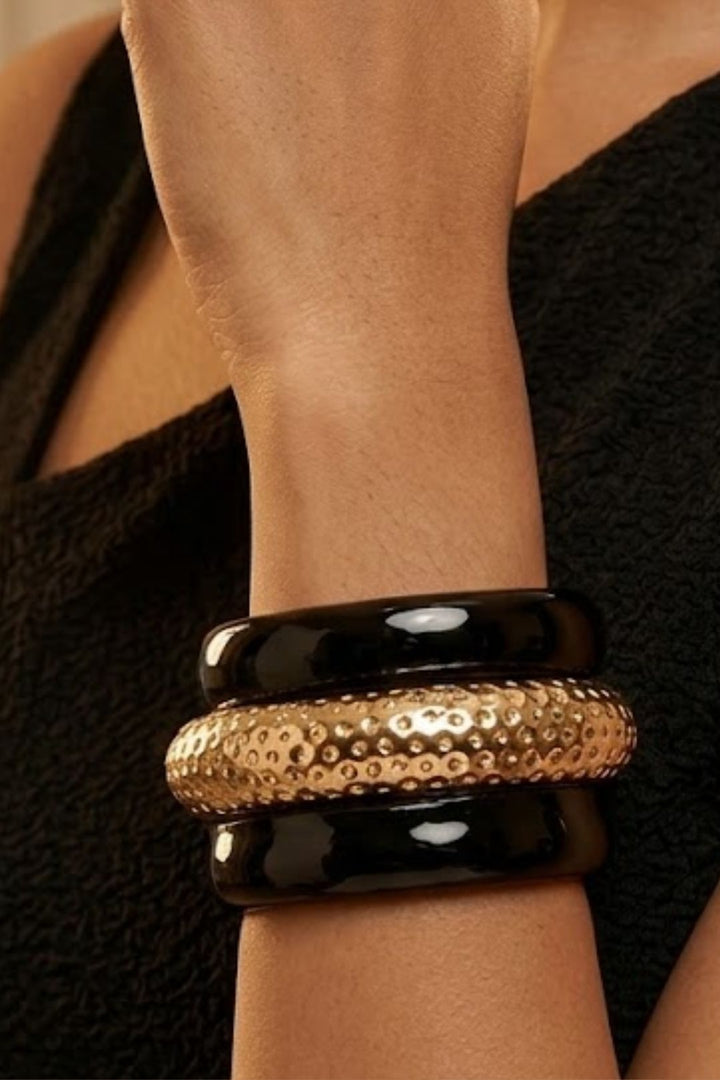 Aarini Boho Resin Gold Openable Bracelet