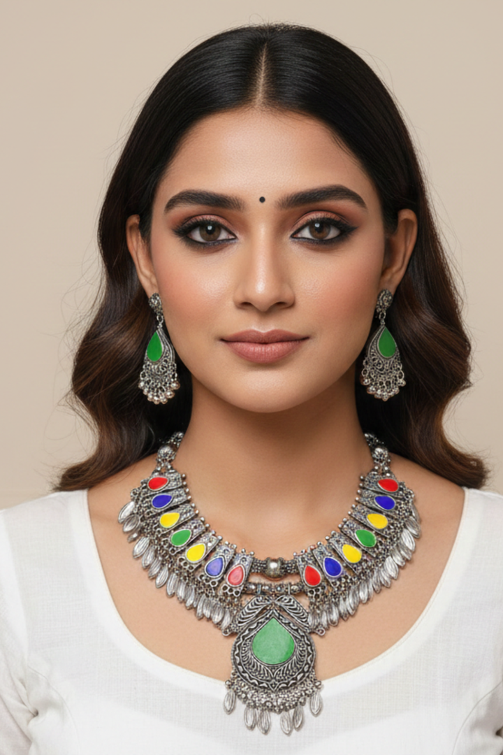 Divya Gujaratii Sillver Necklace