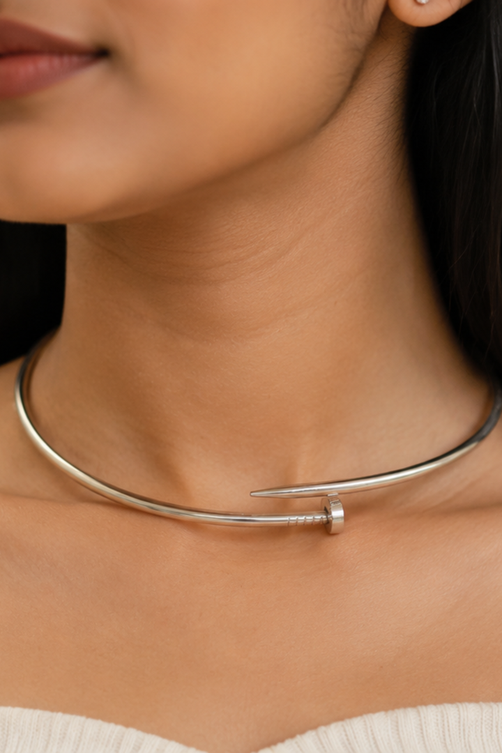 Miso Bollywood Sleek Chokar Necklace