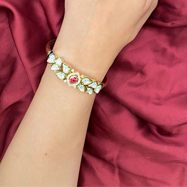 Ragini Ethnic Gemstone Sleek Polki Bracelet