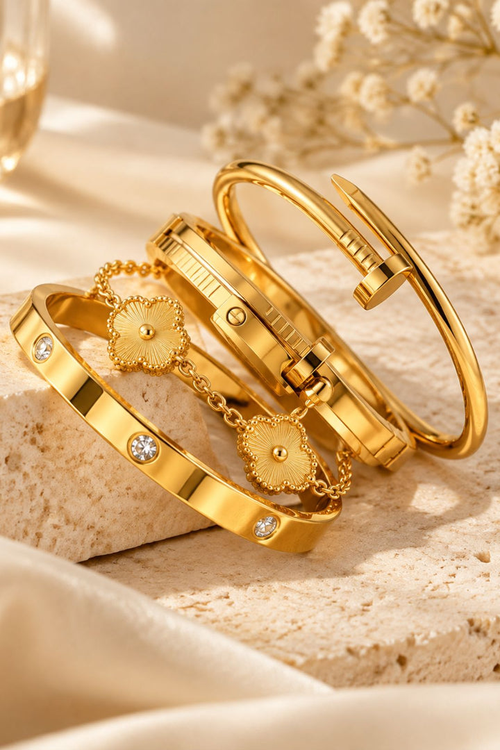 Daisy Charm Golden Stack Bracelet